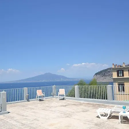 Sleeps 8 Wifi