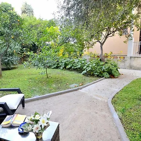 Sleeps 8 Wifi